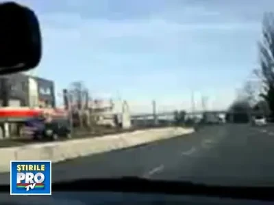 Teribilism de "calitate" nemteasca! S-au filmat in timp ce faceau accident!