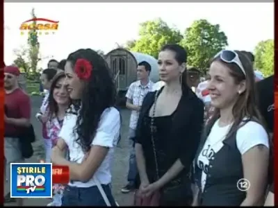 "Regina" si "Ingerasii' isi iau adio de la telespectatorii lor!