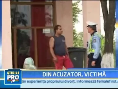 A batut-o in plina strada pentru ca l-a surprins cu alta femeie!