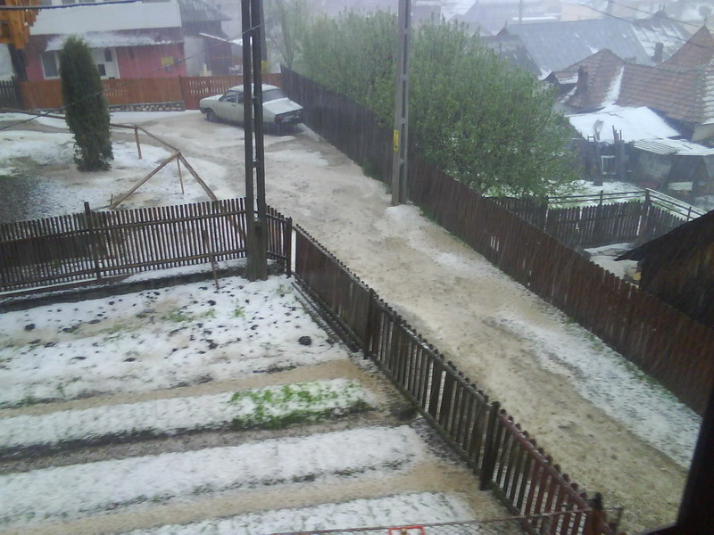 Inundatii de proportii in judetul Arges! Vezi imagini