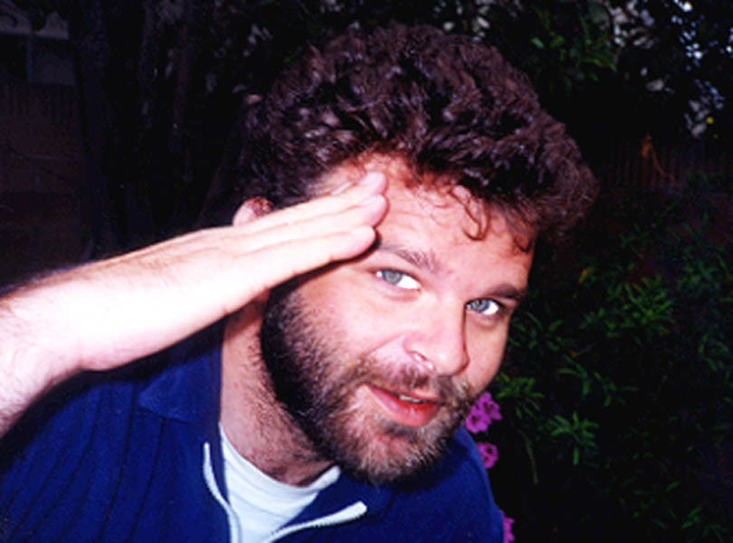 Romania, te iubesc!: Povestea lui Tudor Petrut, alias Serban din "Liceenii"