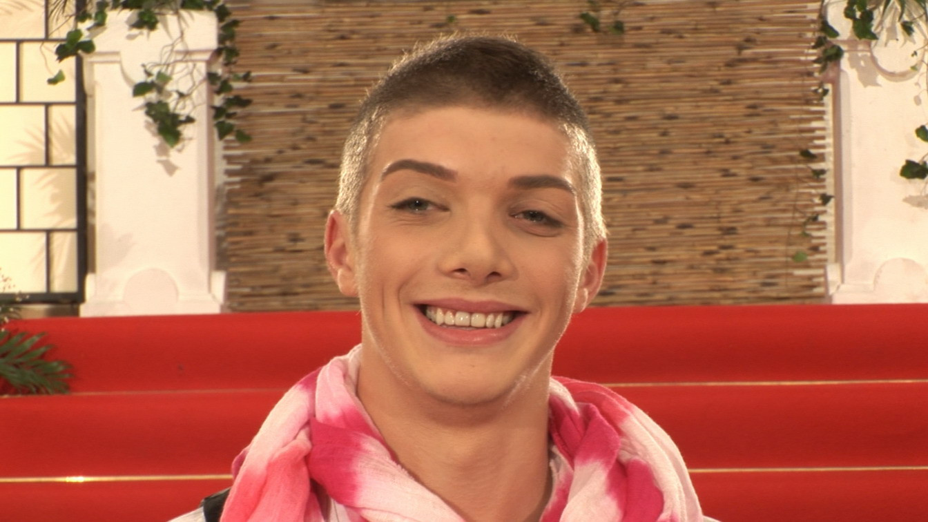 "Frumusete pe muchie de cutit" a schimbat alte doua destine