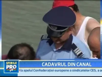 Trupul unui cioban disparut de o saptamana, gasit intr-un canal de irigatii