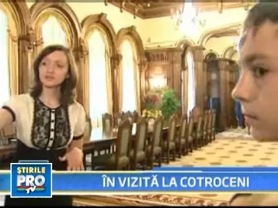 Usile Palatului Cotroceni sunt deschise astazi pentru toata lumea!
