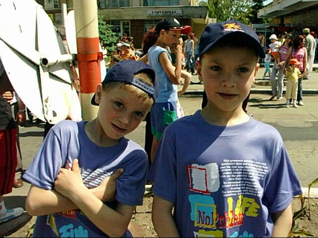 E greu sa predai, cand ai impresia ca vezi dublu!