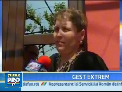 S-a spanzurat la 16 ani pentru ca matusa n-ar fi lasat-o la discoteca!