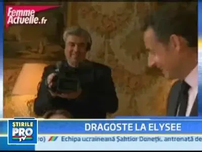 Carla Bruni si Nicolas Sarkozy, saruturi si mangaieri REGIZATE?