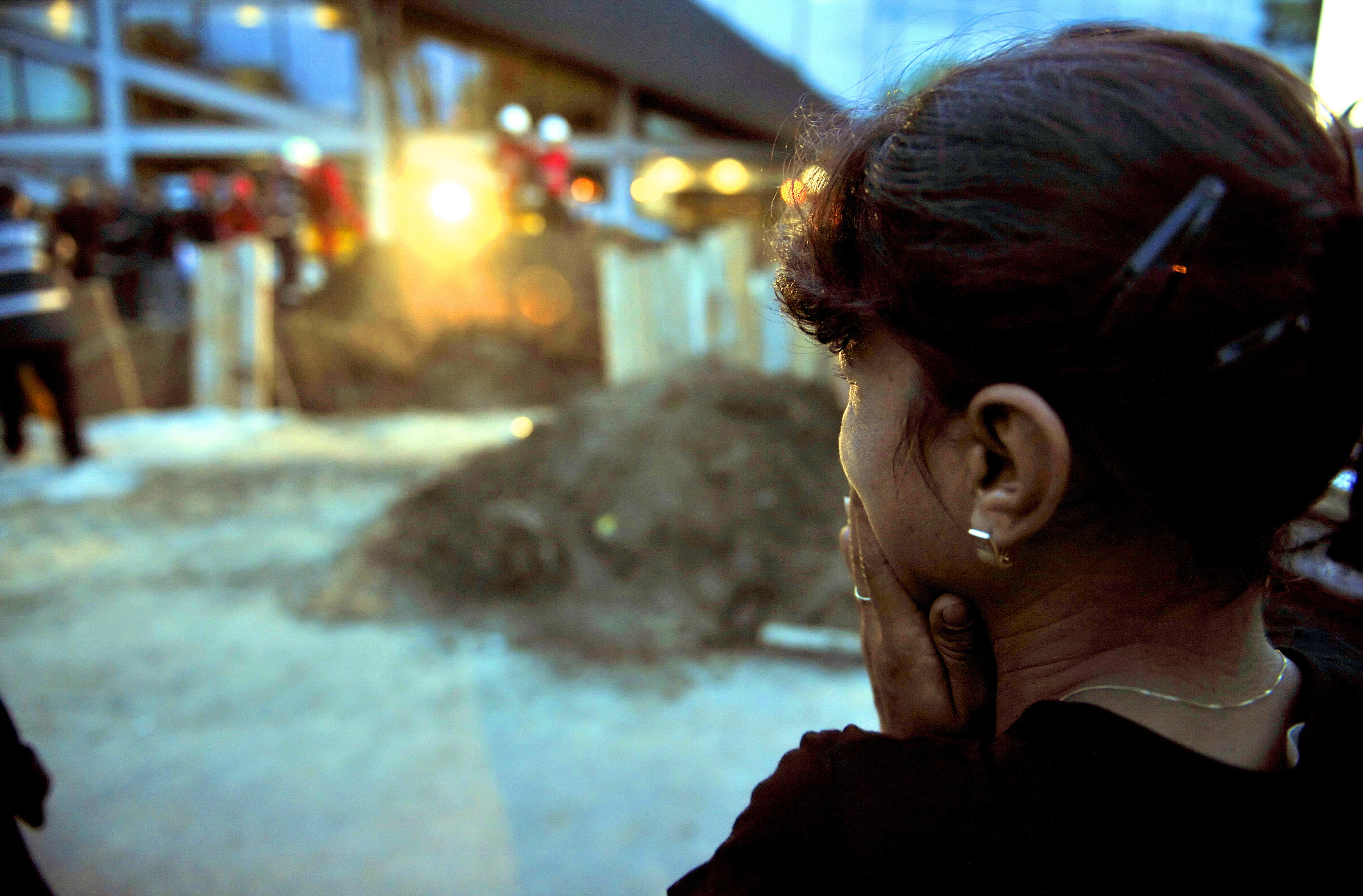 Pasajul Baneasa, mormantul care a revendicat de vii trei muncitori!