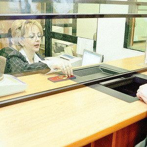 Dezghet la credite. Romanii incep iar sa se imprumute