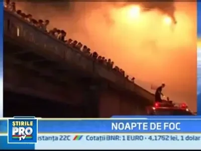 Iadul pe pamant! Un incendiu urias a distrus un depozit din Timisoara