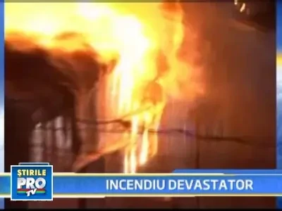 Iadul pe pamant! Incendiu devastator in Timisoara