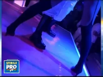 Tocuri foarte inalte, fuste foarte scurte! La fite, in Mamaia