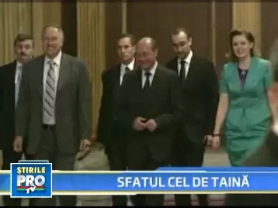 Basescu, candidat sau nu la Presedintie? Asta vor sa afle si PD-L-istii