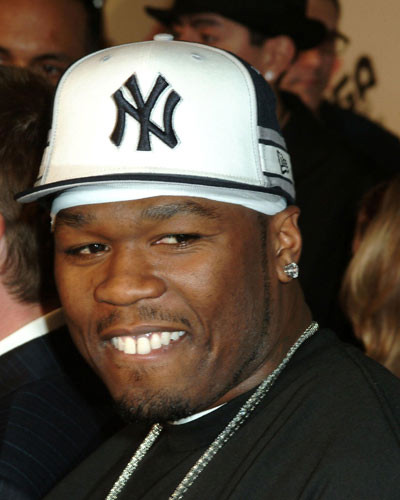 50 Cent isi cauta iubita pe Twitter