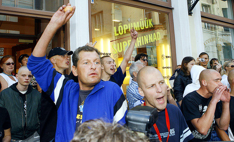 "Razboiul oualor" continua in Cehia! Liderul social-democrat, atacat