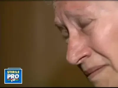 Batrani creduli, lasati fara case! Tehnica "Mandatarilor", aplicata iar