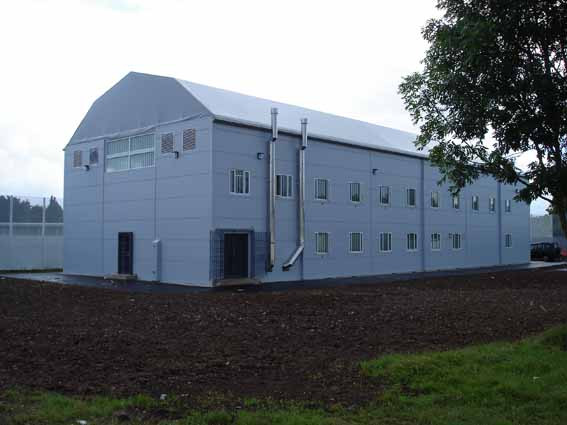 Nu il primim la inchisoare, este prea batran