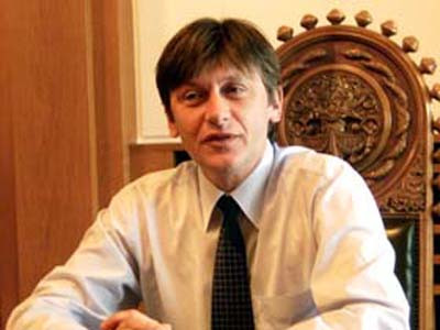 EBa, te-a facut Crin pipita!?