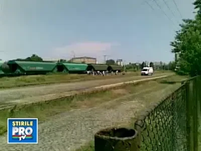 A plecat la furat si a fost electrocutat pe calea ferata!