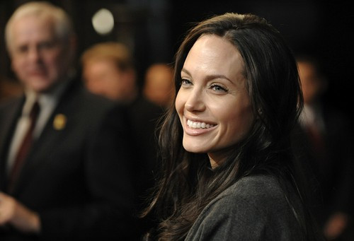 Angelina Jolie, direct la spital, de pe platoul de filmare!