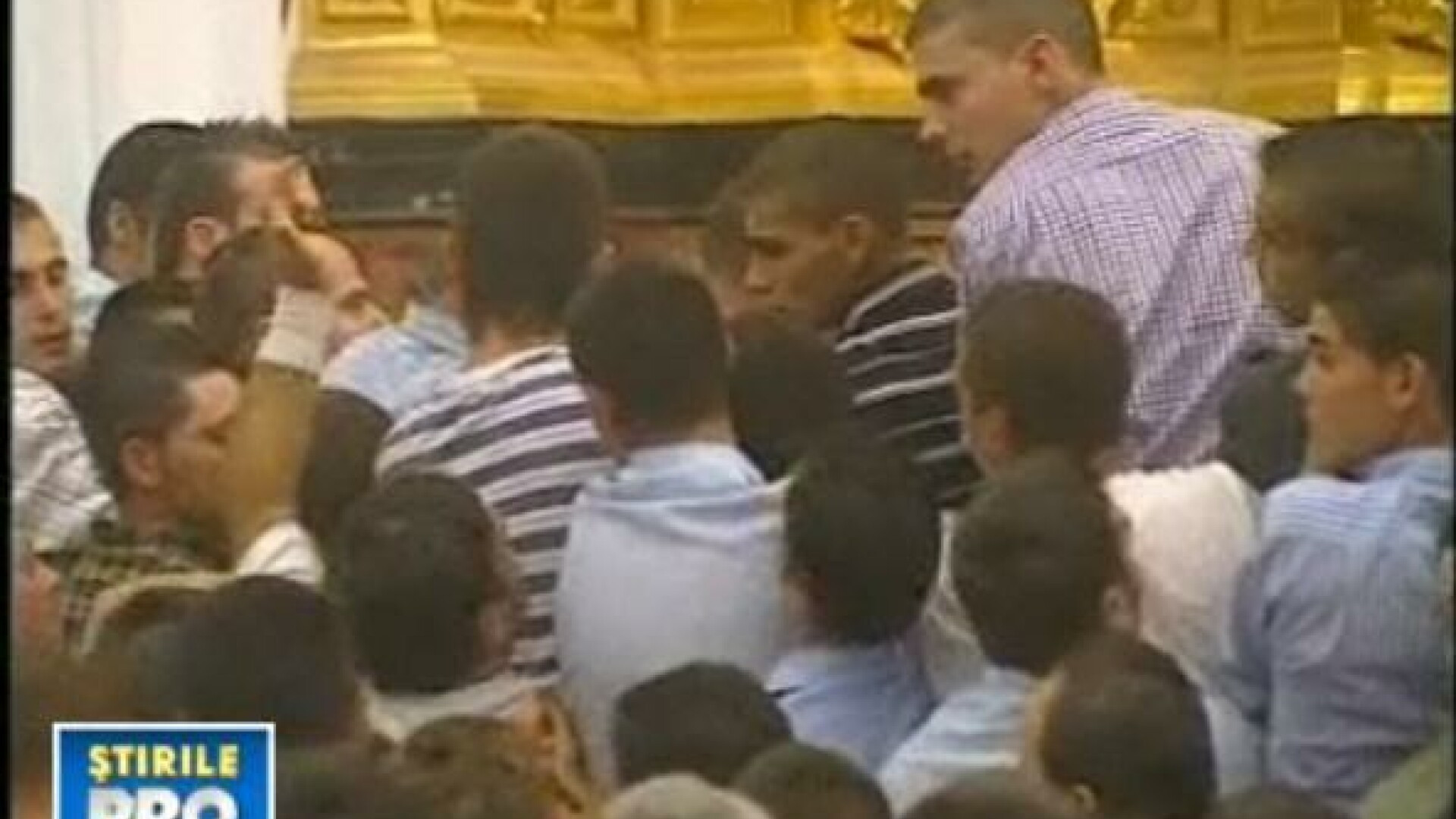 Spania: loc de pelerinaj, transformat intr-un ring de box! Vezi VIDEO