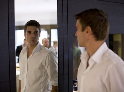 Mister Elvetia nu stie sa scrie!