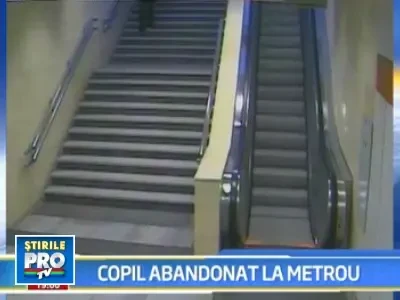 IMAGINI INCREDIBILE! Bebelus de nici macar o zi, abandonat la metrou