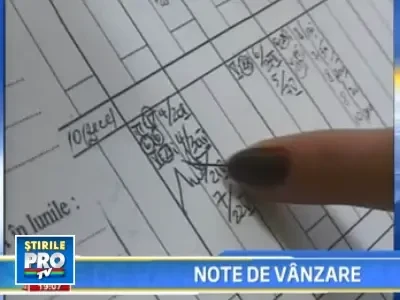 Profesor prins in flagrant in timp ce lua spaga de la elevi!