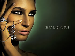 "Intre eternitate si istorie", o expozitie de bijuterii Bulgari!