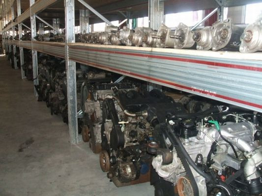 A "uitat" sa returneze 15 autoturisme imprumutate!