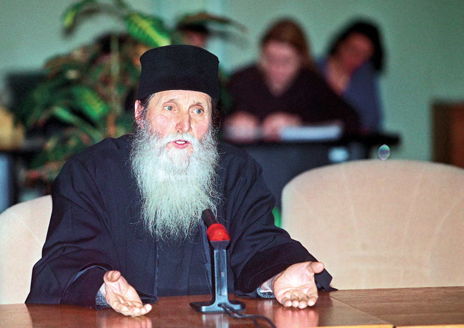 Inalt Prea Sfintia Sa Pimen nu a colaborat cu Securitatea