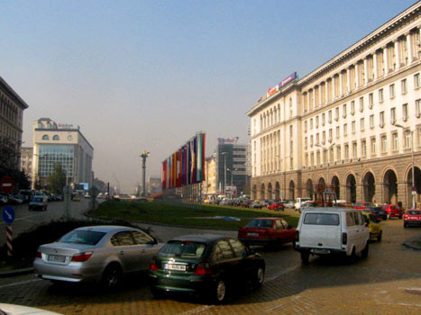 Alerta la Sofia: doua masini distruse prin explozie, in doua atacuri!