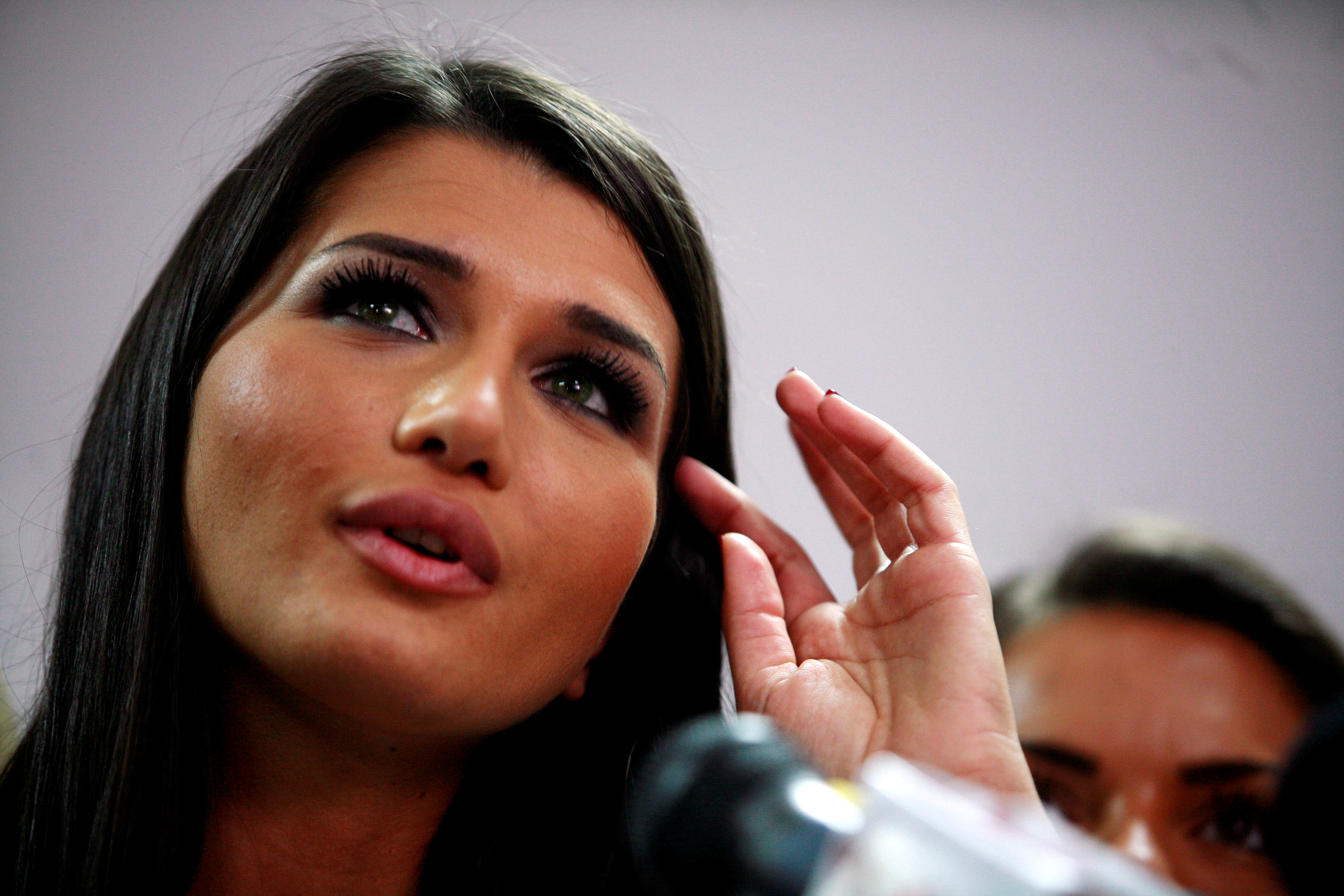 Veselie sau tristete la sediile partidelor politice dupa primele rezultate