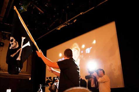 "Piratii" internetului au ajuns in Parlamentul European!