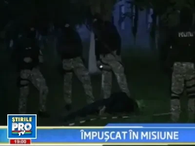 Politistul impuscat la Nadlac de un urmarit general va supravietui