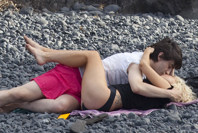 Lady GaGa fara machiaj! Ca doar e in vacanta!