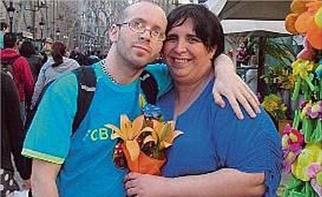 Un transexual gravid cu gemeni a pierdut sarcina!