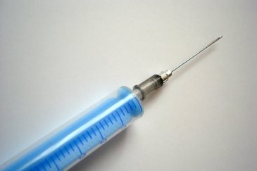 O injectie cu penicilina era sa-i aduca sfarsitul. O fetita din Marea Britanie a inceput sa ARDA pe interior