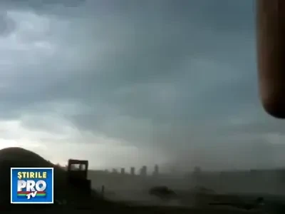 Cod galben de vijelii! Furtuna de nisip in Iasi!