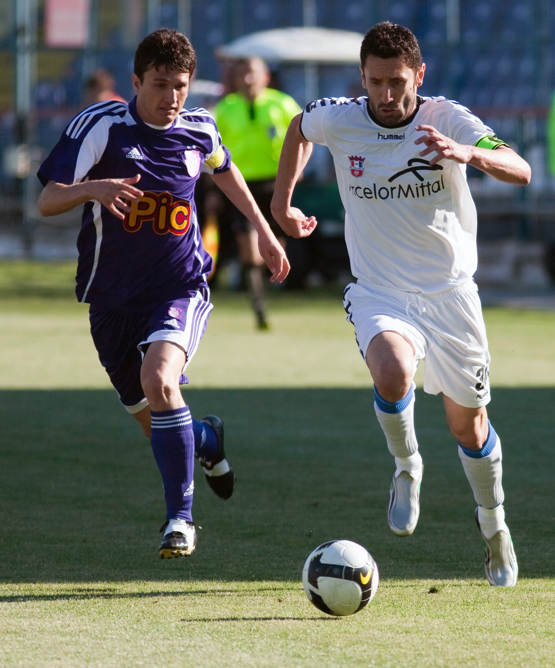 E foamete in fotbal: jucatorii lui FC Arges se hranesc cu eugenii