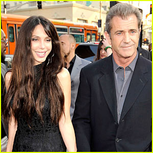 Mel Gibson a amenintat-o pe Oksana ca o omoara si o ingroapa sub trandafiri