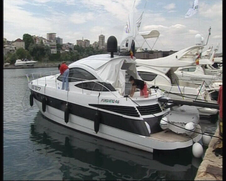 Scoala de iahting de la Brasov. Cursurile costa in jur de 2.000 de euro