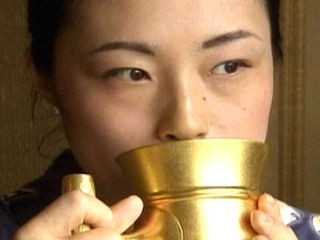 Ce gust are berea bauta dintr-o halba pretioasa?