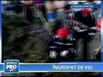 A fost ingropat de viu dupa ce malurile unui sant s-au prabusit peste el!