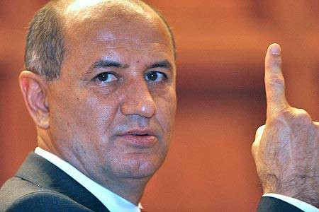 Copos: Dinu Gheorghe vine la Rapid, pe viata