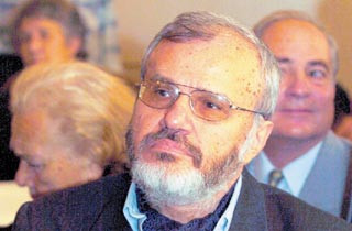 Stelian Turlea si-a lansat cel mai nou volum, "In absenta tatalui"!