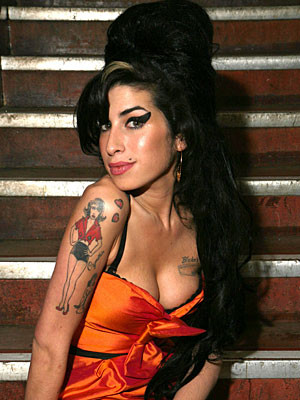 Amy Winehouse gafeaza! Din nou!