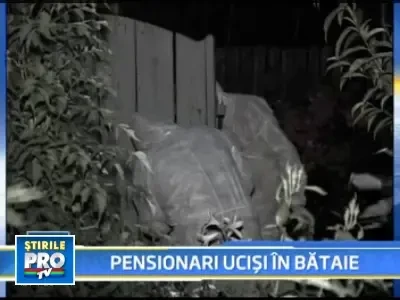 Doi batrani in Onesti, omorati in bataie! Criminalul este inca in libertate