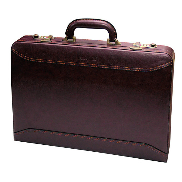 Naivitate platita cu 15.000 de lei. Cum a fost inselat un batran de trei asa-zisi cetateni germani