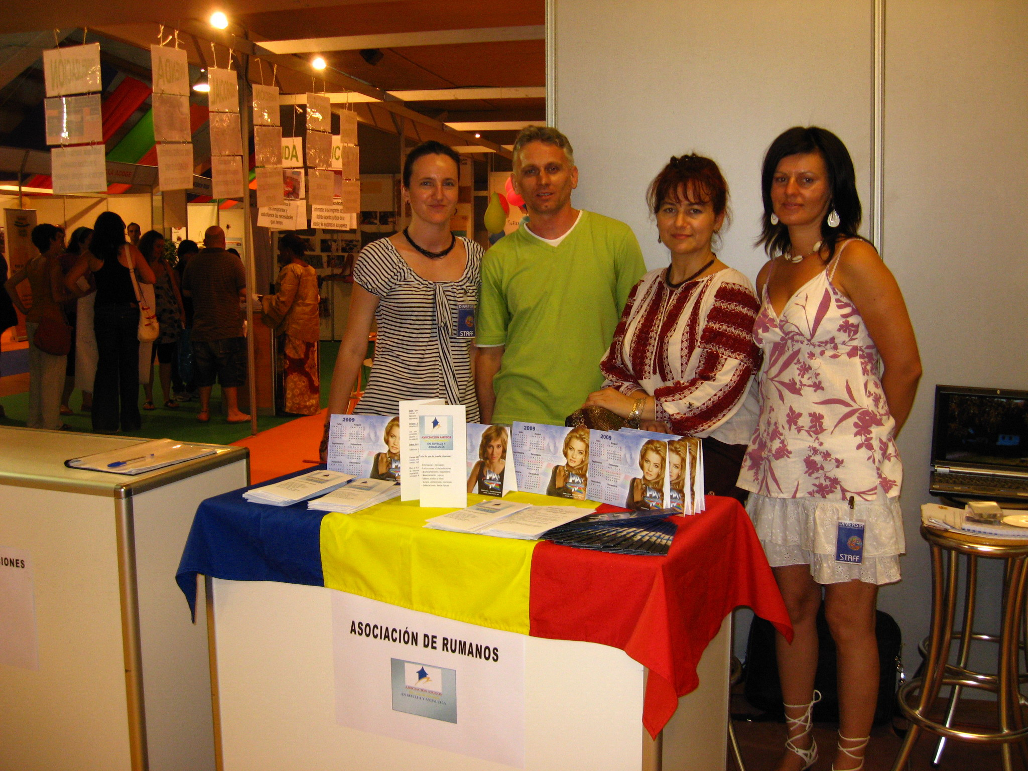 ProTv International s-a intalnit cu romanii din Sevilla!